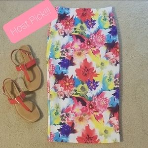 🎉HP! ☆ Boohoo ☆ Bright Bodycon Pencil Skirt Size 4